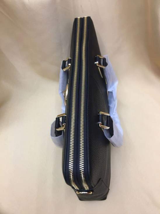Picture of Versace Mens Bags _SKUfw238761241fw